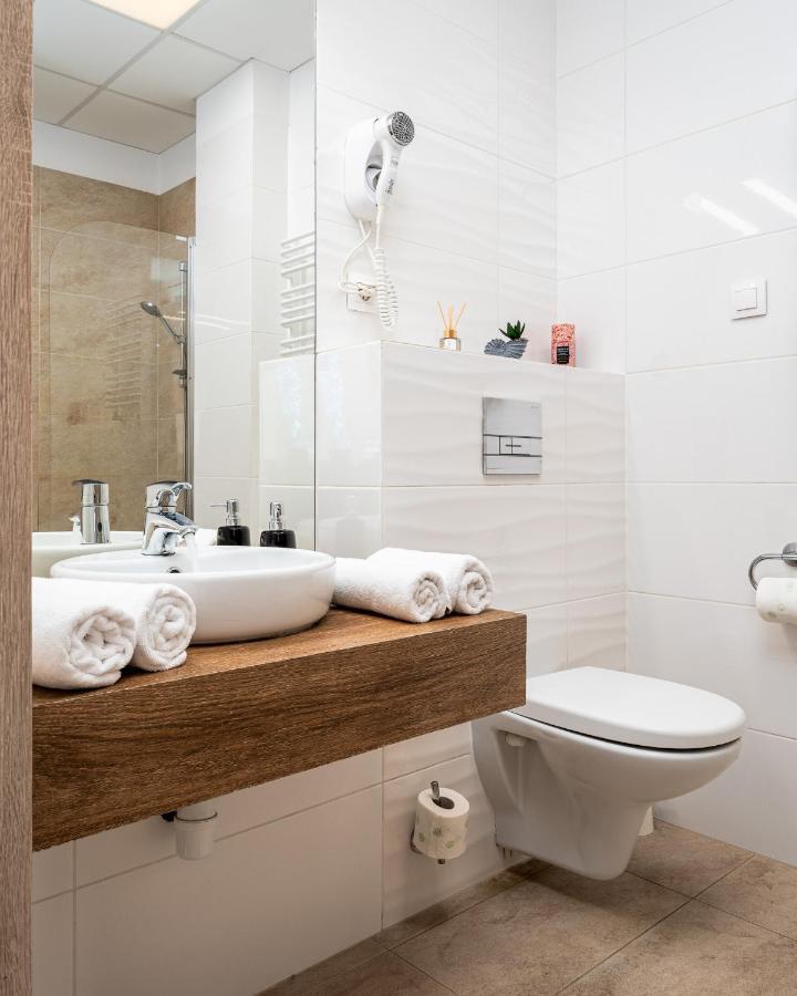 Al Jerozolimskie 216 Apart-Wawa Warsaw Exterior photo