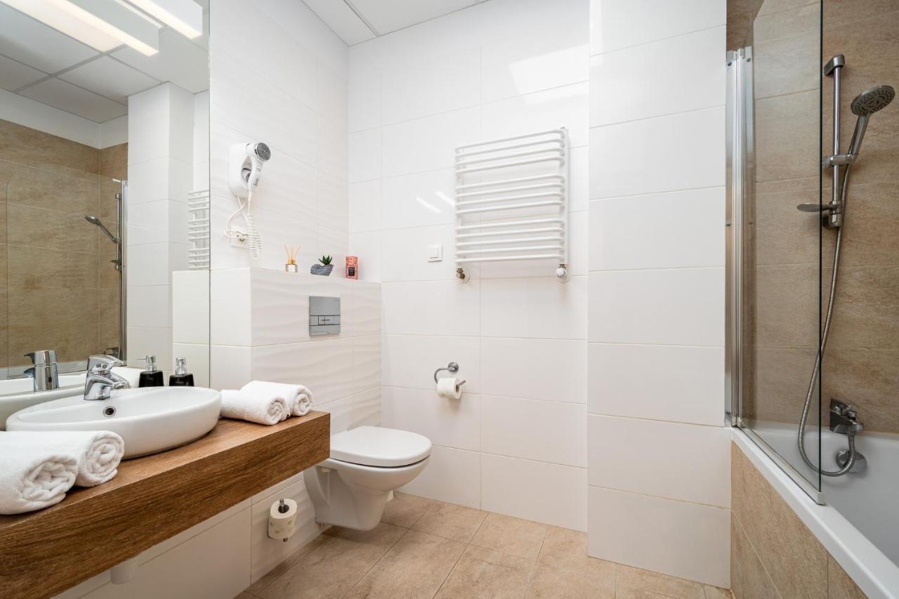 Al Jerozolimskie 216 Apart-Wawa Warsaw Exterior photo