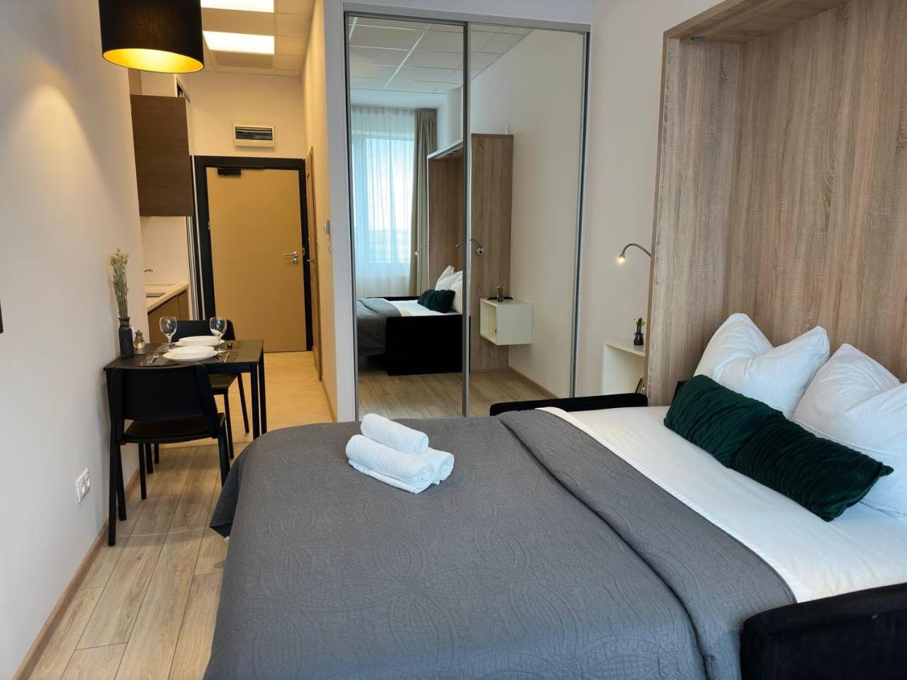 Al Jerozolimskie 216 Apart-Wawa Warsaw Exterior photo