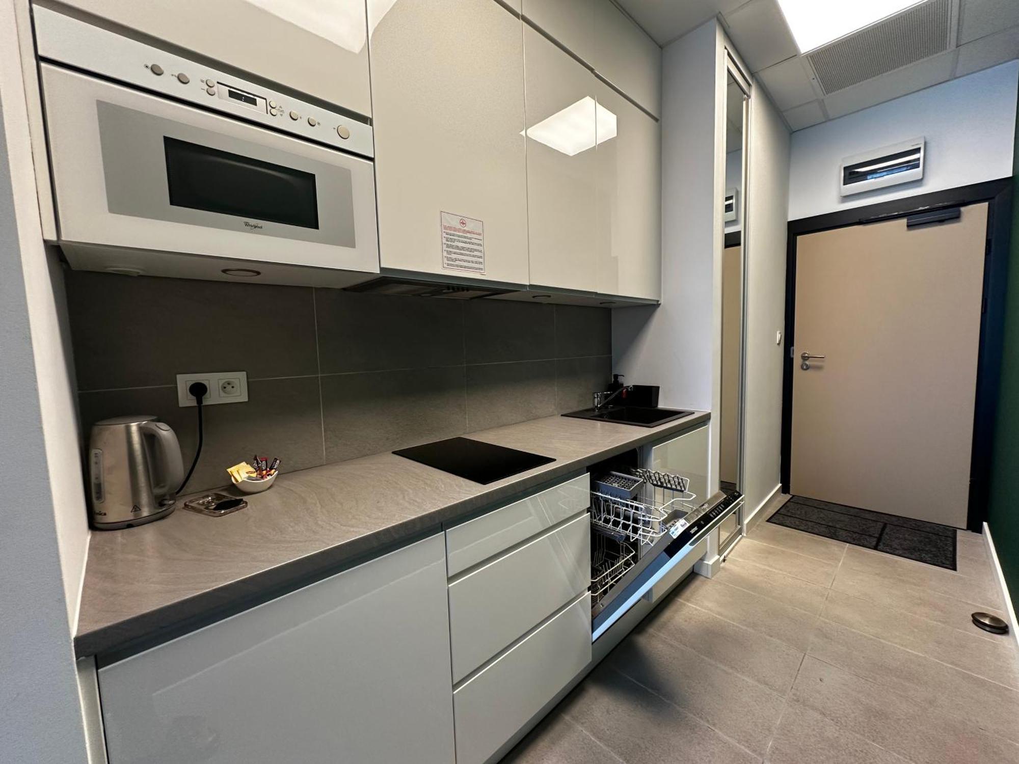Al Jerozolimskie 216 Apart-Wawa Warsaw Exterior photo